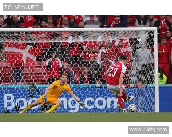 足球明星精彩瞬间高清射点球图片集锦尽享足球魅力与激情